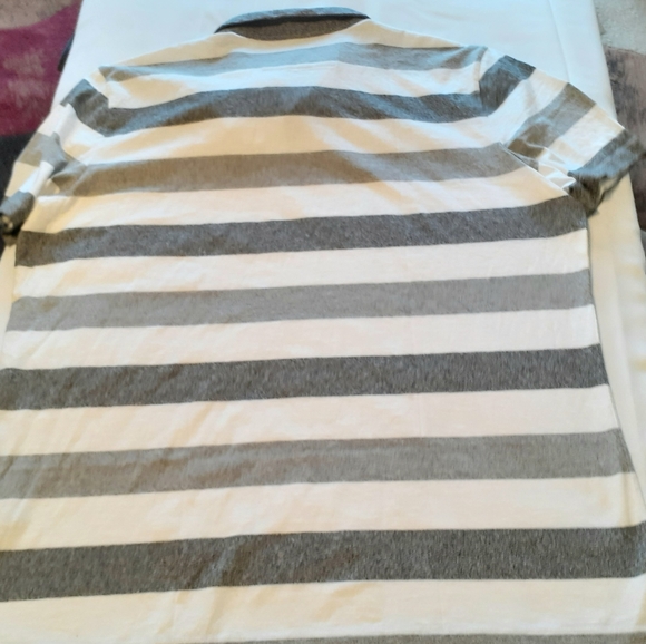 Banana Republic men's Polo size XXL Gray and White Striped - Picture 5 of 7